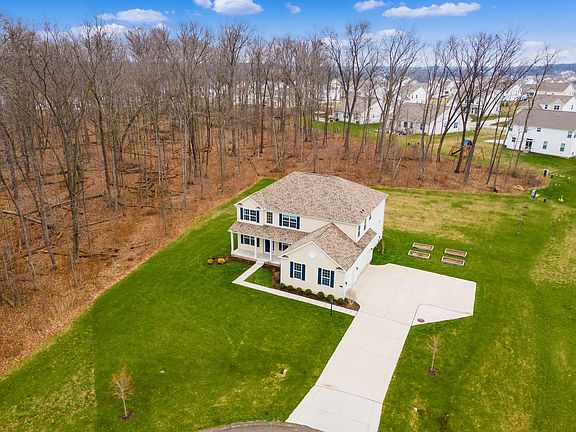 3rd image of 115 Long Trail Ct