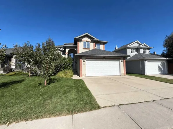 76 W Valley Creek Cres NW, Calgary, AB T3B 5V3