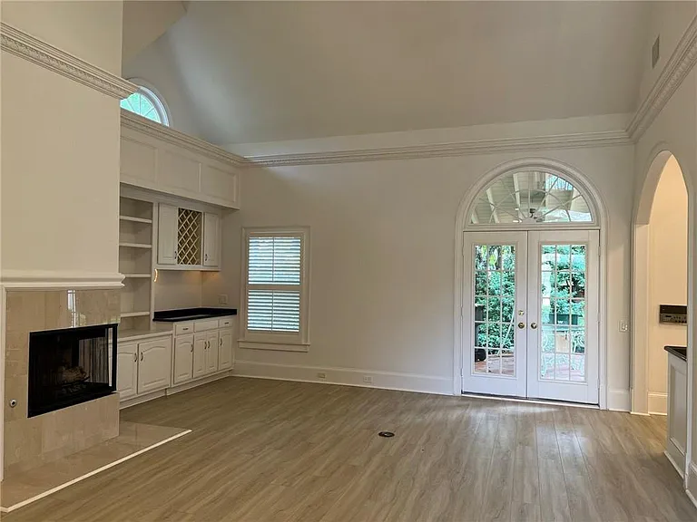 4608 Chattahoochee Xing SE — Photo 12