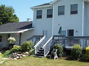 4th image of 115 Bliss St