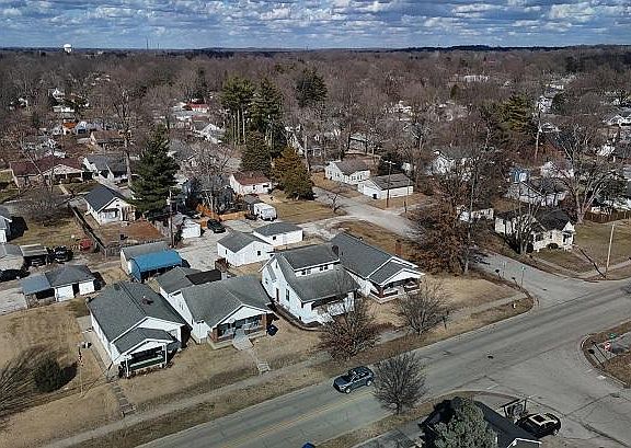 5th image of 2250 Hulman St