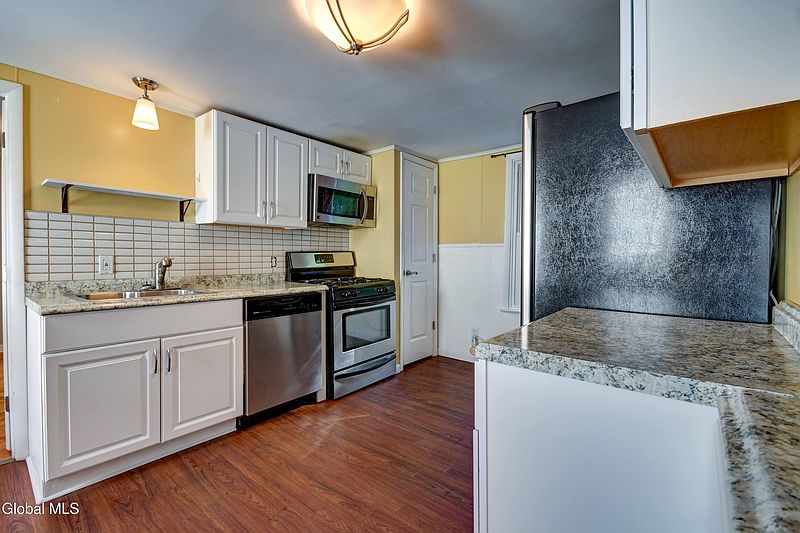3rd image of 1617 7th Avenue