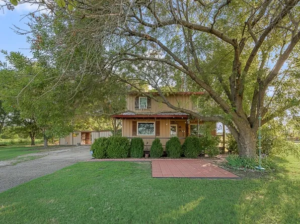 220 Crump Cir, Red Oak, TX 75154