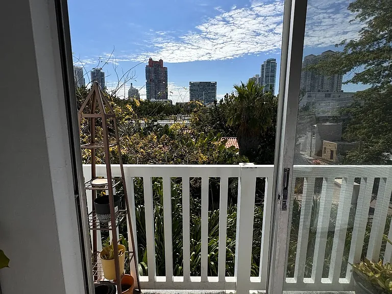 344 Meridian Ave #4B — Photo 11