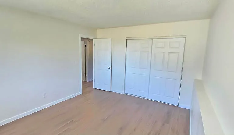 3375 Cochran Dr #B — Photo 11