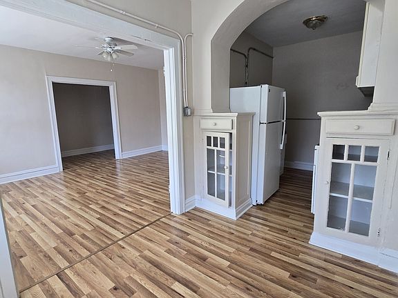 3rd image of 1333 W Birchwood Ave APT 303