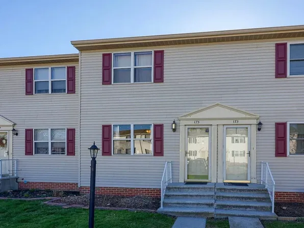 175 Center St, Hanover, PA 17331