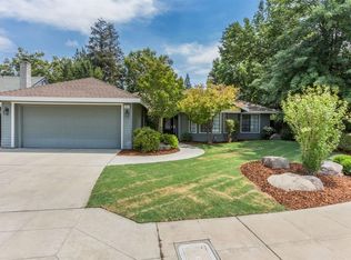 889 E Catalina Cir, Fresno, CA