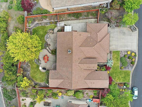3rd image of 2567 Marshfield Road