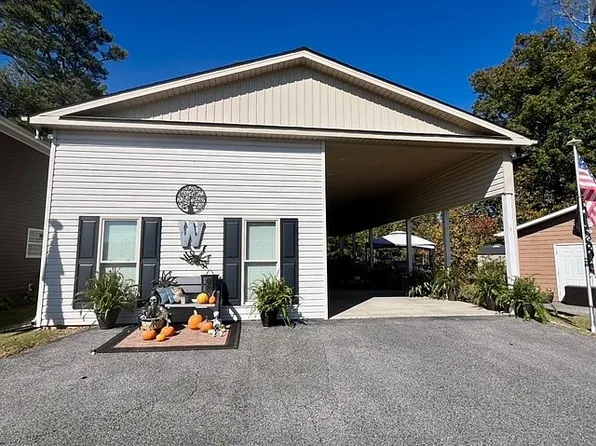 1727 Convict Camp Rd #55, Guntersville, AL 35976