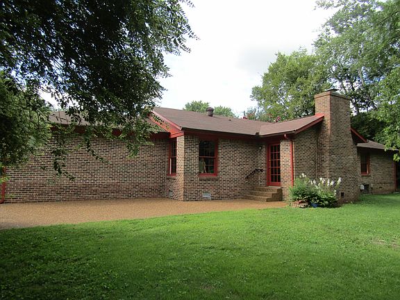 3rd image of 394 Highfield Dr
