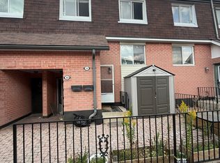 2170 Bromsgrove Rd #132, Mississauga, ON L5J4J2