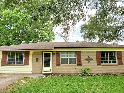 5309 Daffodil St Photo 1