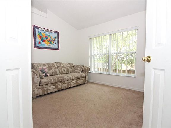 5th image of 13133 Pinyon Dr