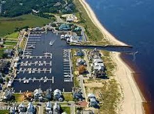 17 Keelson Row, Southport, NC 28461