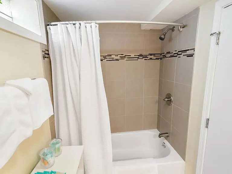 125 E Sunnyside Ave — Photo 34