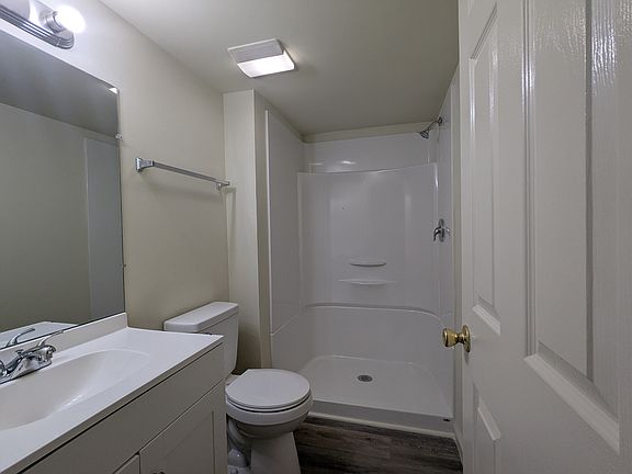 5th image of 1407 Varsity Ln
