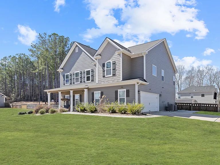 15 Hollyhock Ln — Photo 35