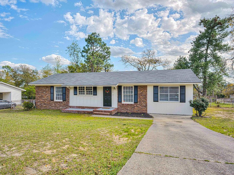 1st image of 2320 Mimosa Dr