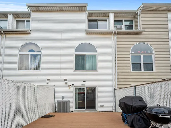 125 Wirt Avenue image 17 of 17