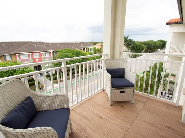 10950 NW 82nd St Unit 405, Doral, FL 33178