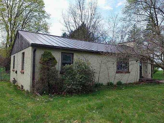 5th image of 419 10th Ave