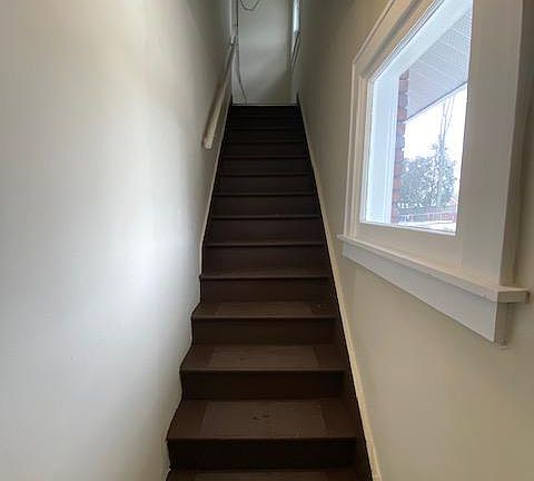 3rd image of 239 E Park Ave Unit B