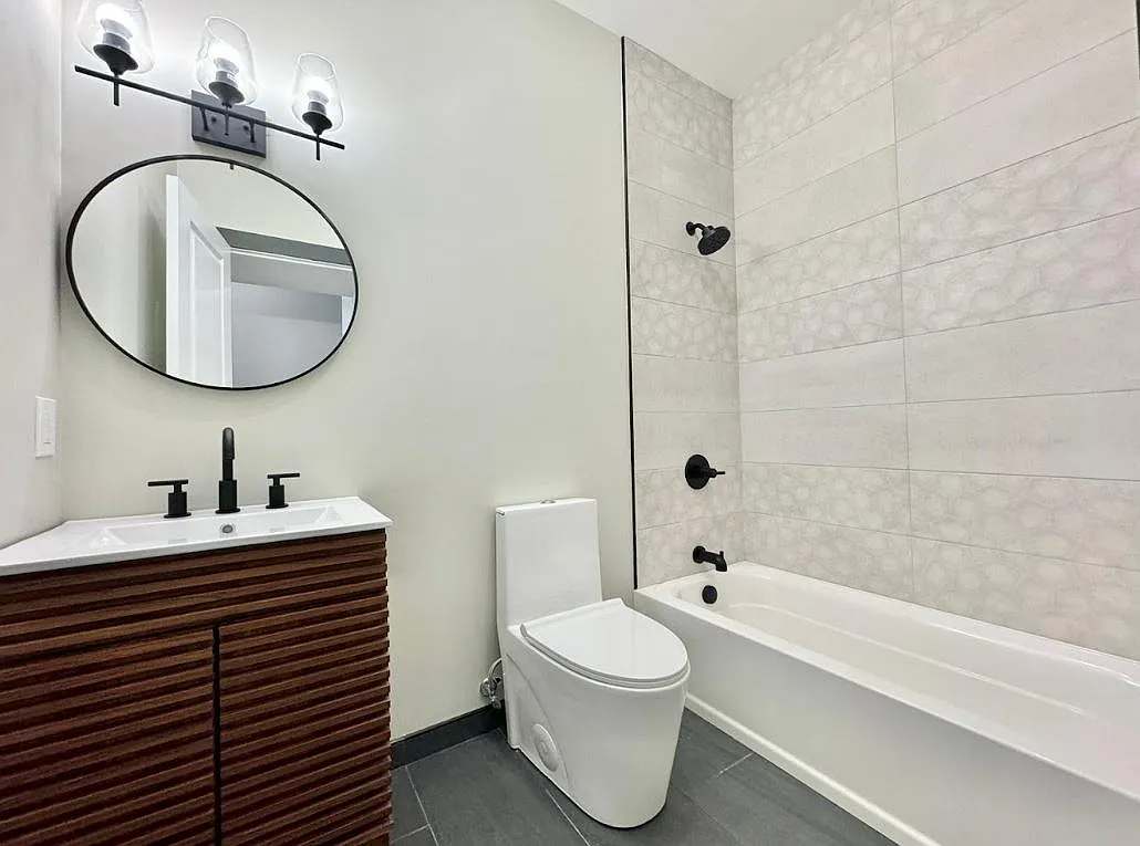 2 bed, $1,850 — Photo 2