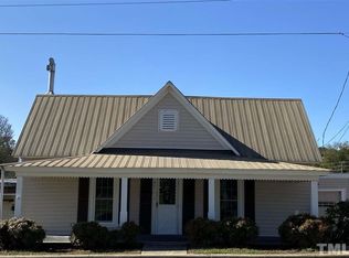 421 N Chatham Ave, Siler City, NC 27344