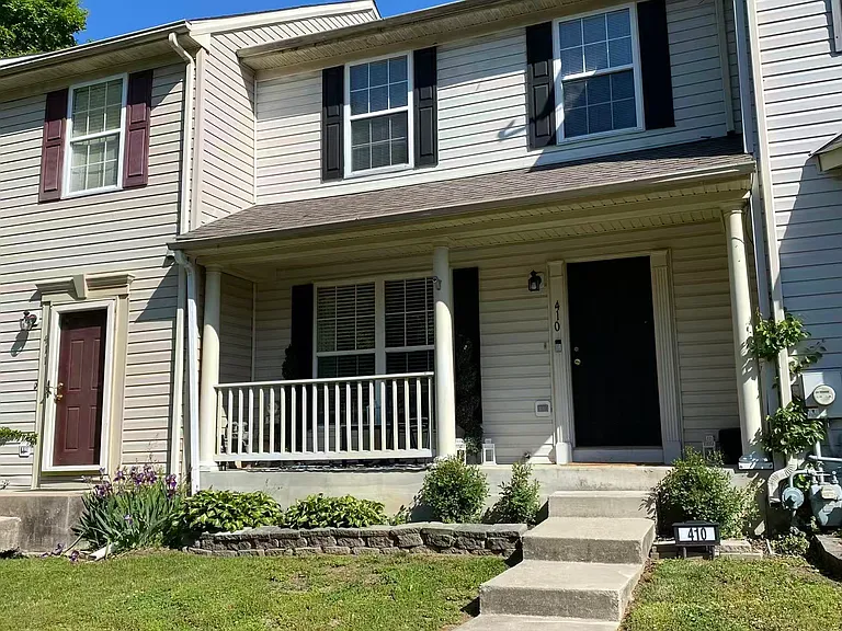 410 Buttonwoods Rd — Photo 1