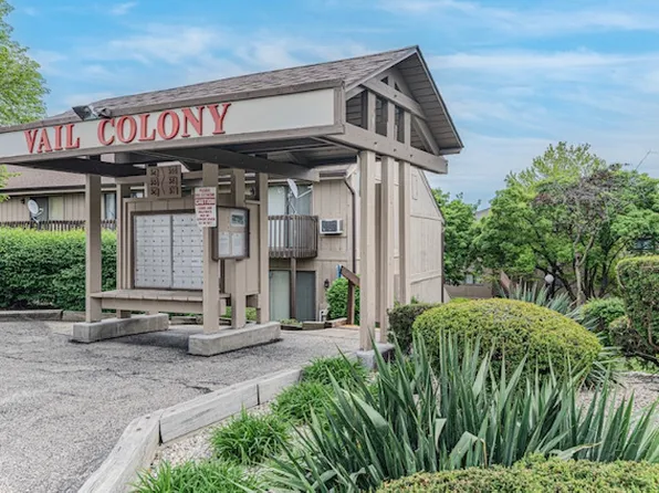 58 Vail Colony APT 3, Fox Lake, IL 60020