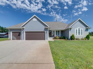 1210 E Winesap St, Haysville, KS 67060