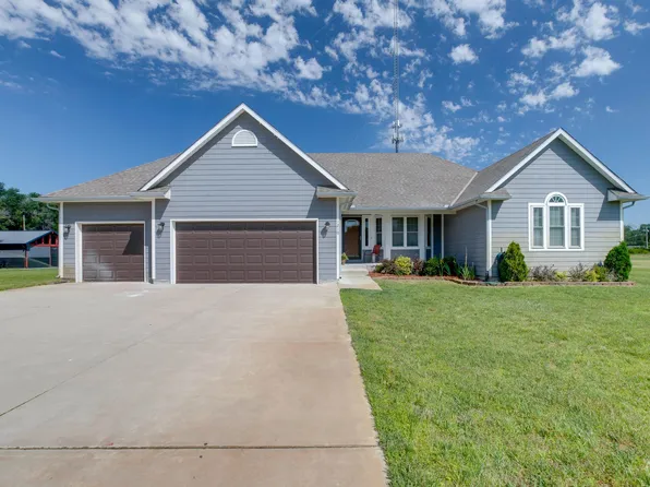 1210 E Winesap St, Haysville, KS 67060