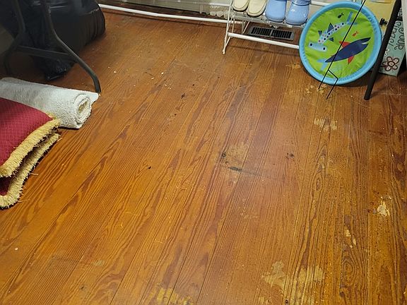 4th image of 1423 Macon Ave