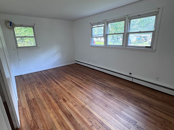 5th image of 232 9th Ave #B