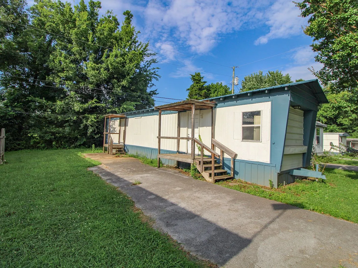 Convenient Fayetteville Location Water & Lawn Care Included! — Photo 1