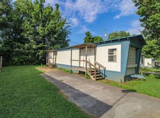 14 Simpson Rd, Fayetteville, TN 37334