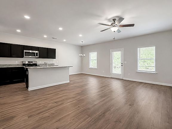 4th image of 3229 Sayers Rd