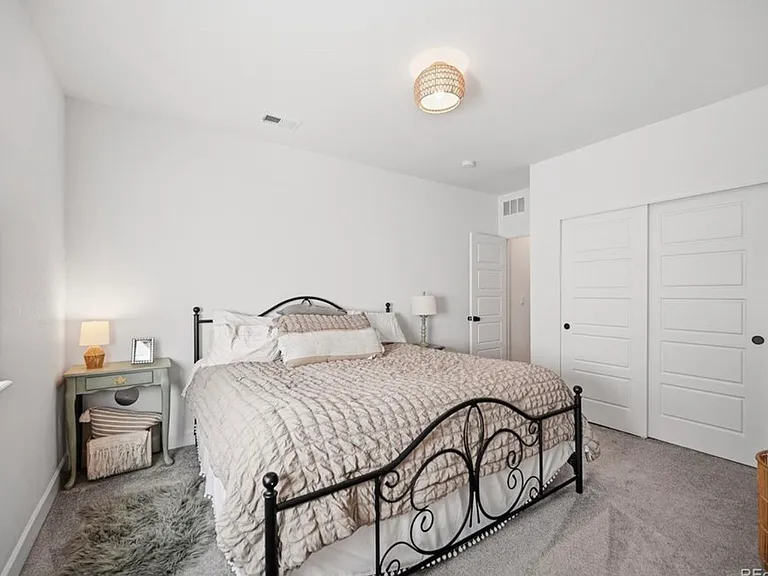 7254 S Waterloo Way — Photo 7