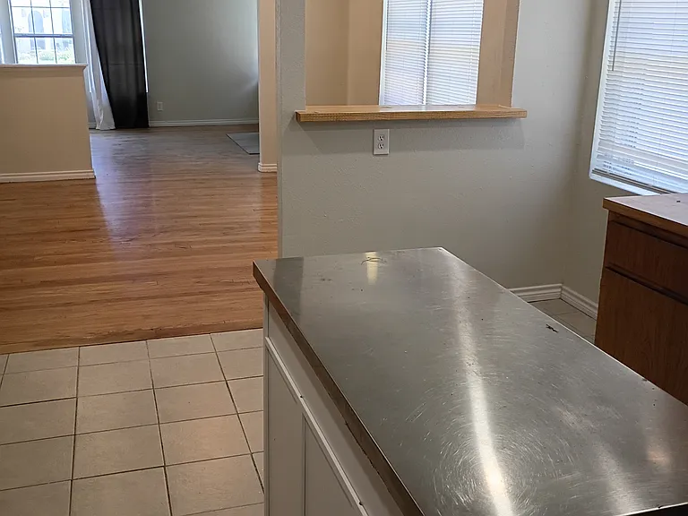 6259 Ellsworth Ave — Photo 8