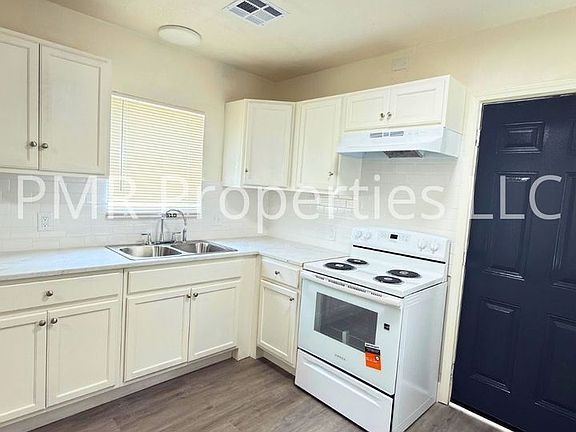 3rd image of 1706 NW Cherry Ave
