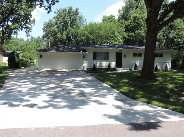 1838 Alsdorf Ave, Rochester Hills, MI 48309