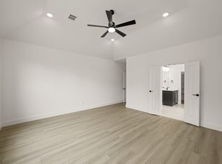 317 Willie Way, Burleson, TX 76028