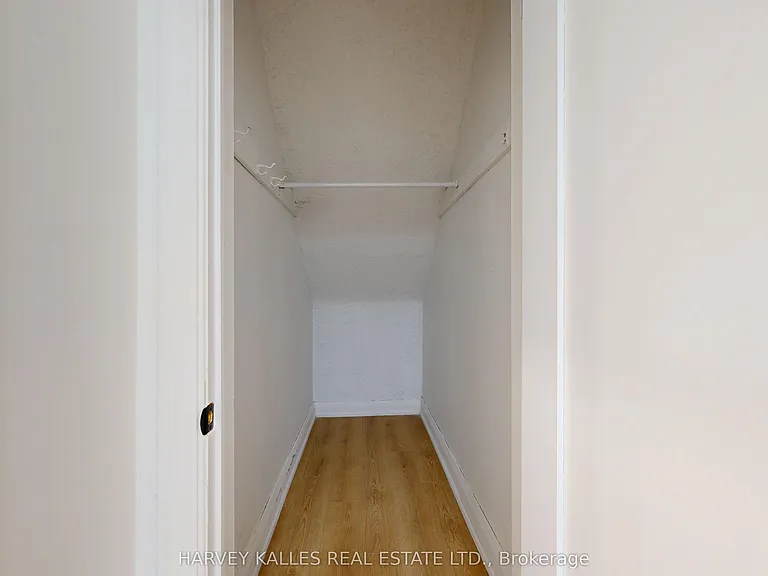 1216 Avenue Rd #1 — Photo 19
