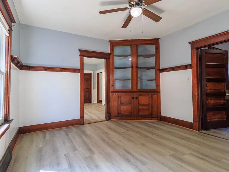 159 Royal Ave #1 — Photo 6