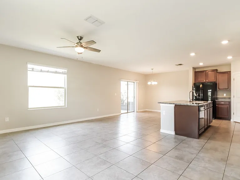 10153 Golden Wonder Ln — Photo 6