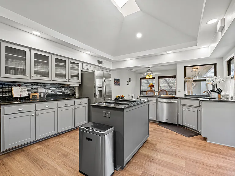 6002 Blue Bay Dr — Photo 45