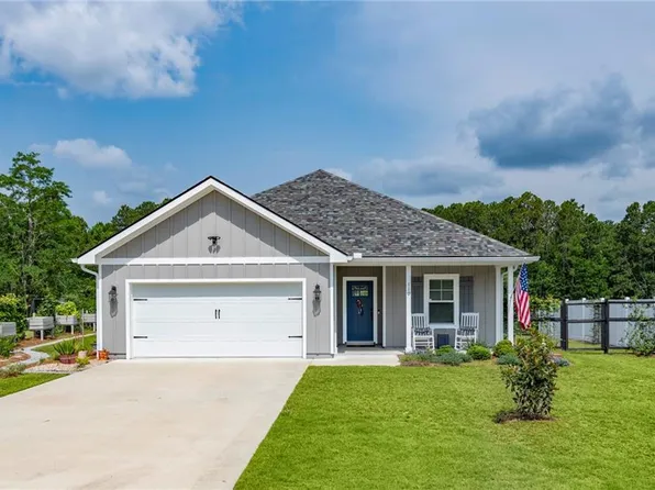 110 Eva Dr, Saint Marys, GA 31558