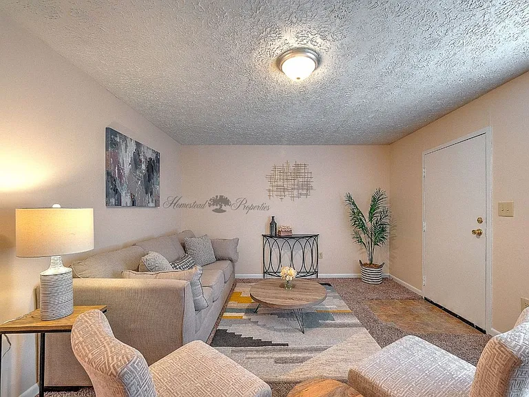 Buccaneer Court — Photo 21