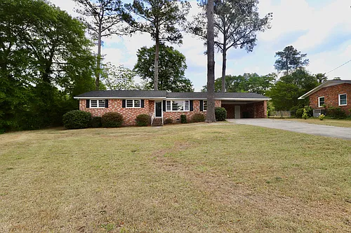 1912 Dominion Dr Photo 1
